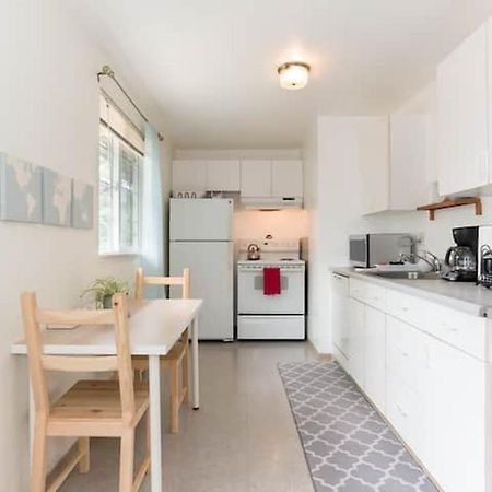 Unique, Convenient, Centrally Located Apartment ケント エクステリア 写真
