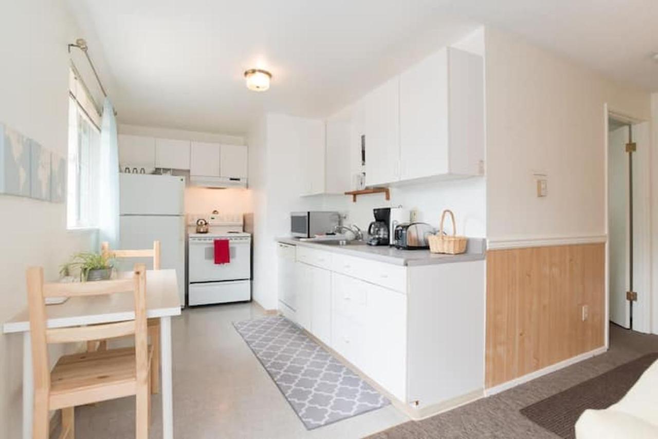Unique, Convenient, Centrally Located Apartment ケント エクステリア 写真
