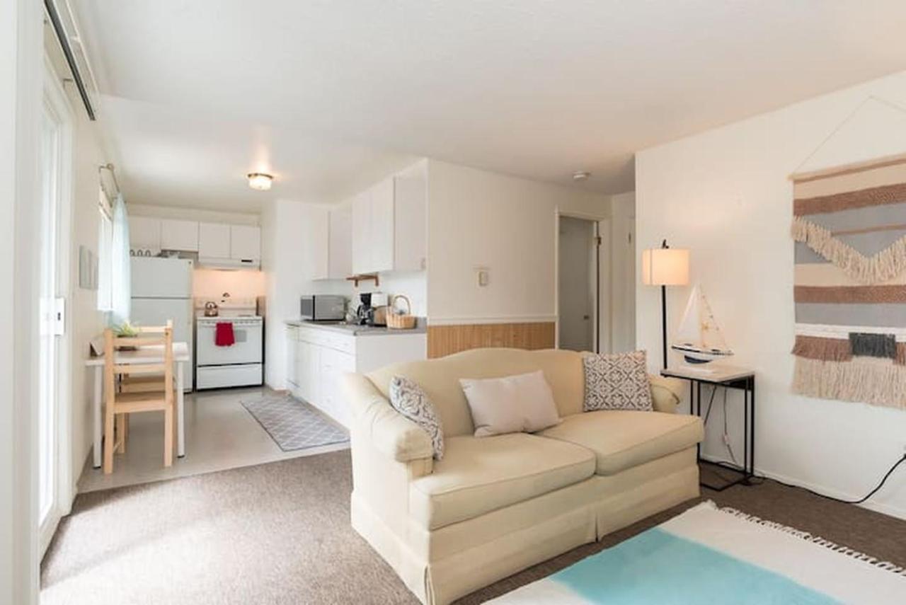 Unique, Convenient, Centrally Located Apartment ケント エクステリア 写真